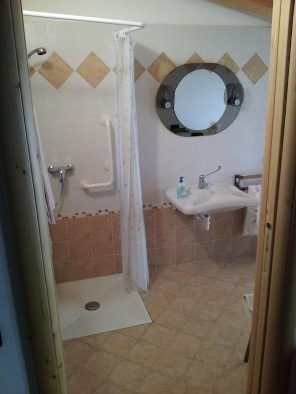 La Cort Di Nonna Rosa Bed & Breakfast โมรี ห้อง รูปภาพ